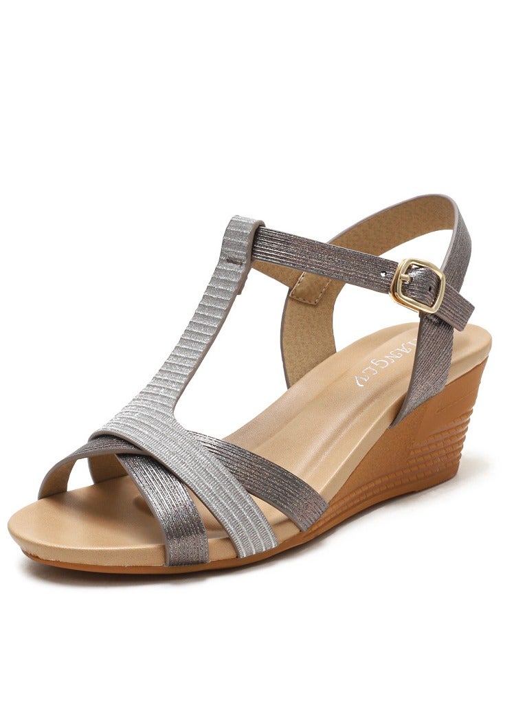 KUYING Sandals Are A Versatile Summer Item - Image 1