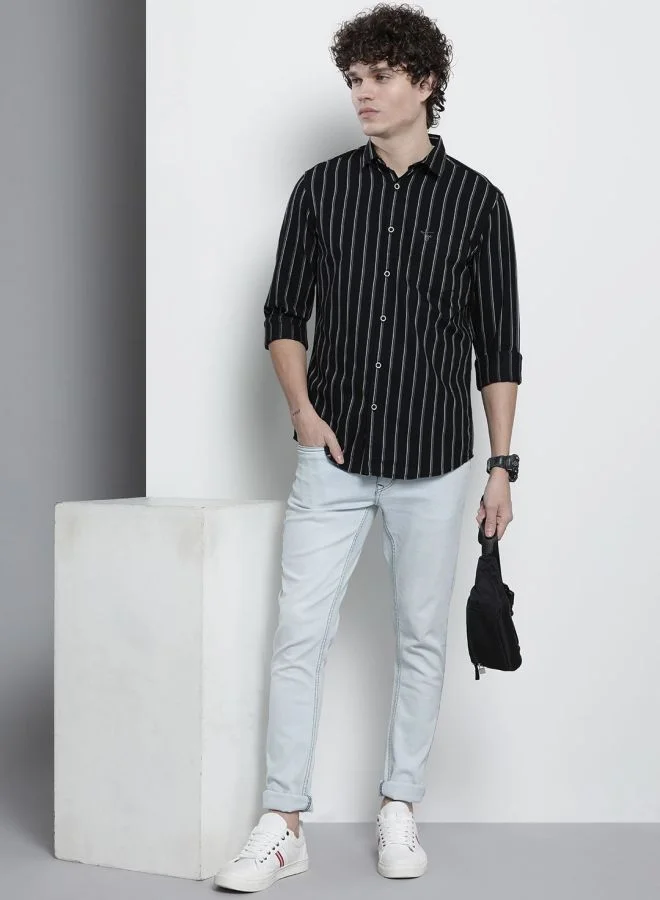 شركة المرآب الهندية Men Regular Fit Striped Full Sleeves Cutaway Collar Casual Shirt