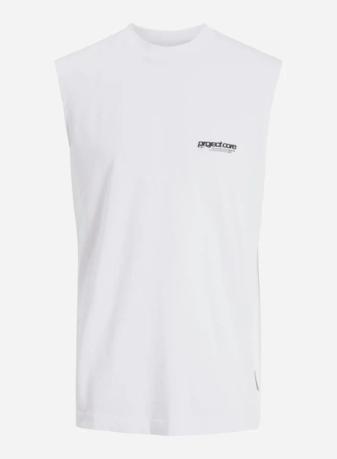 جاك اند جونز تانك بطبعة شعار بقصة عادية