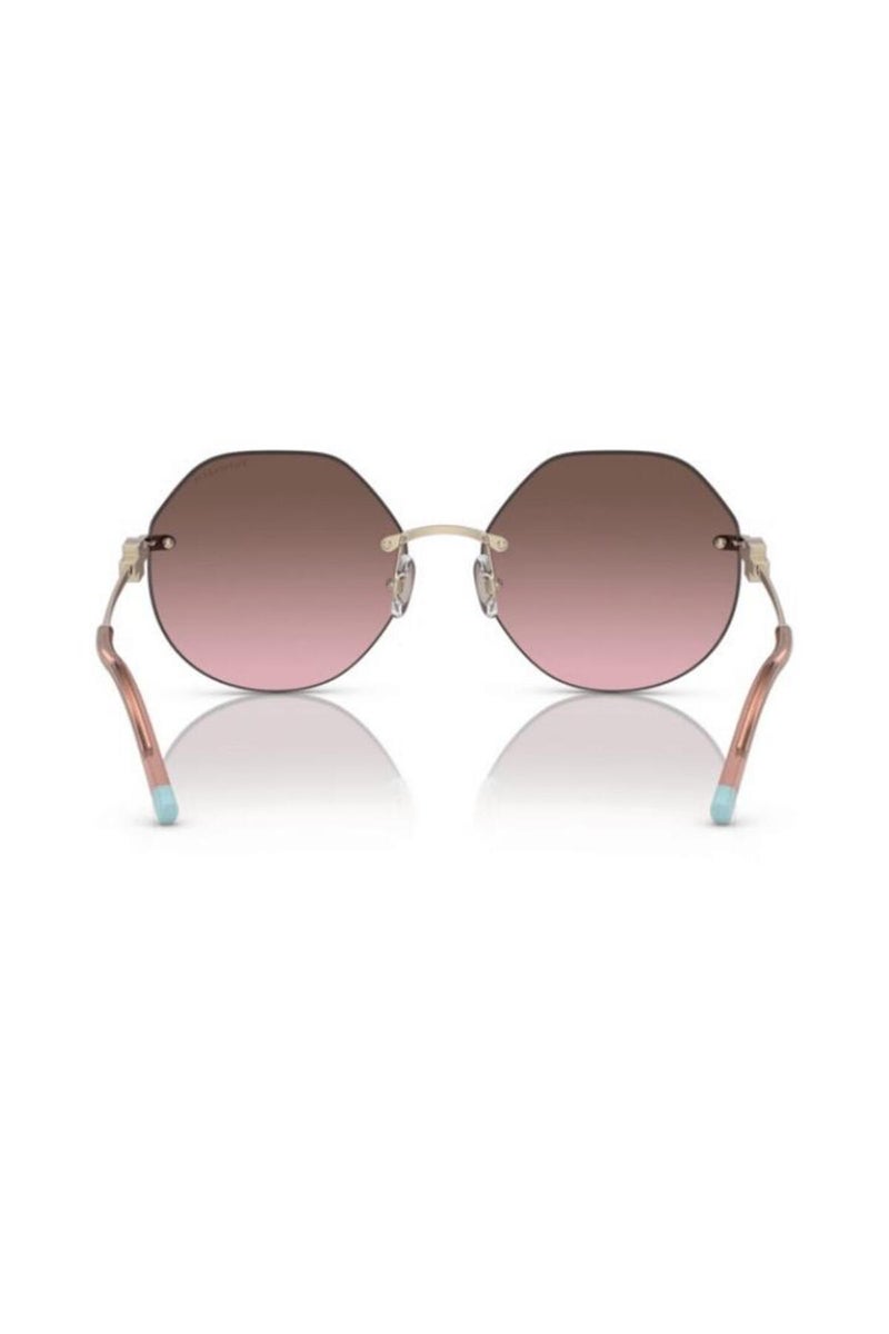 تيفاني نظارة شمسية نسائية بتصميم غير منتظم - Tf 3077 - مقاس العدسة: 60 مم - ذهبي باهت - Image 3