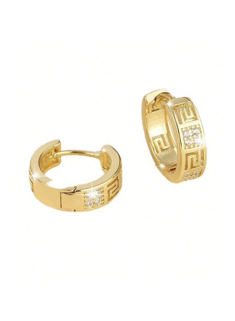 ڤيا أقراط دائرية فاخرة بتصميم هندسي راقٍ ومشبّع بالفصوص البراقة - Image 3