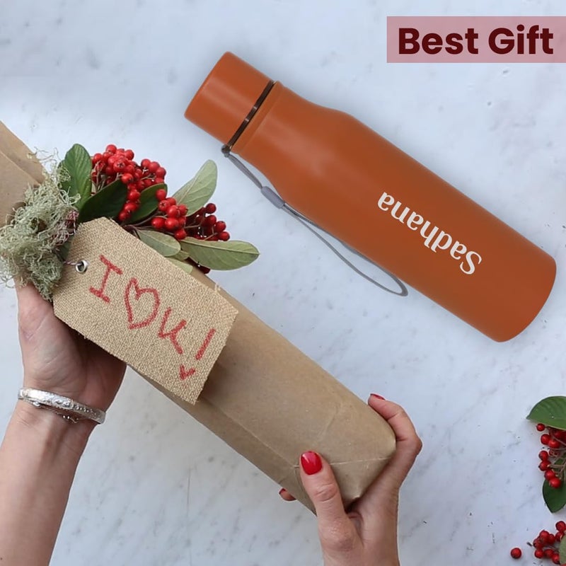 Giftana زجاجة هدايا مخصصة مع اسم محفور زجاجة فولاذية جدارية مفردة 750 مل هدية مائية مخصصة لعيد الميلاد للرجال والنساء هدايا الشركات المخصصة للموظفين تان - Image 4
