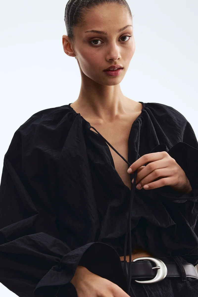 H&M Crinkled balloon blouse