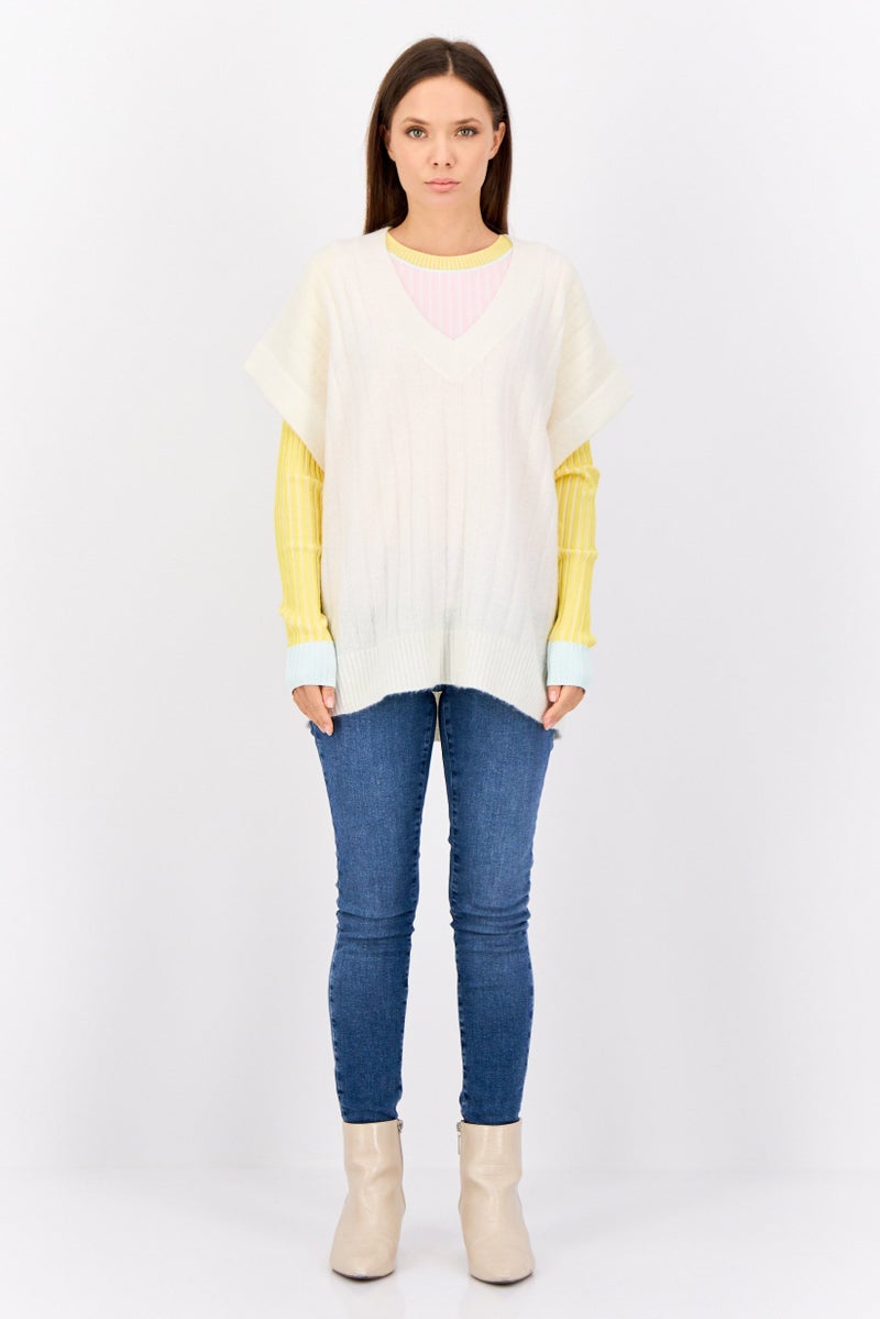 ESPRIT Women Oversized Fit V Neck Knitted Sweaters, White - Image 4