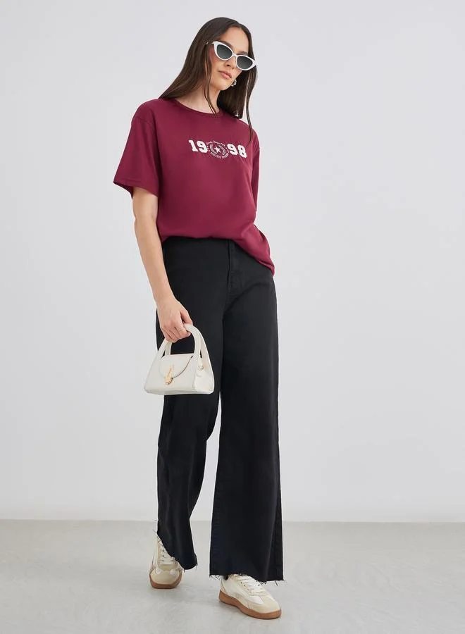 ستايلي Styli Women Burgundy 1998 Graphic Print Short Sleeve Oversized T-Shirt
