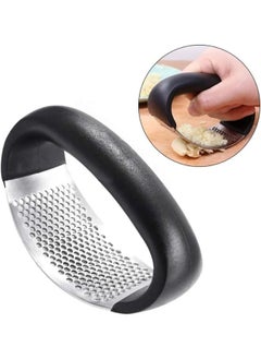 A kitchen tool for chopping and mashing garlic
