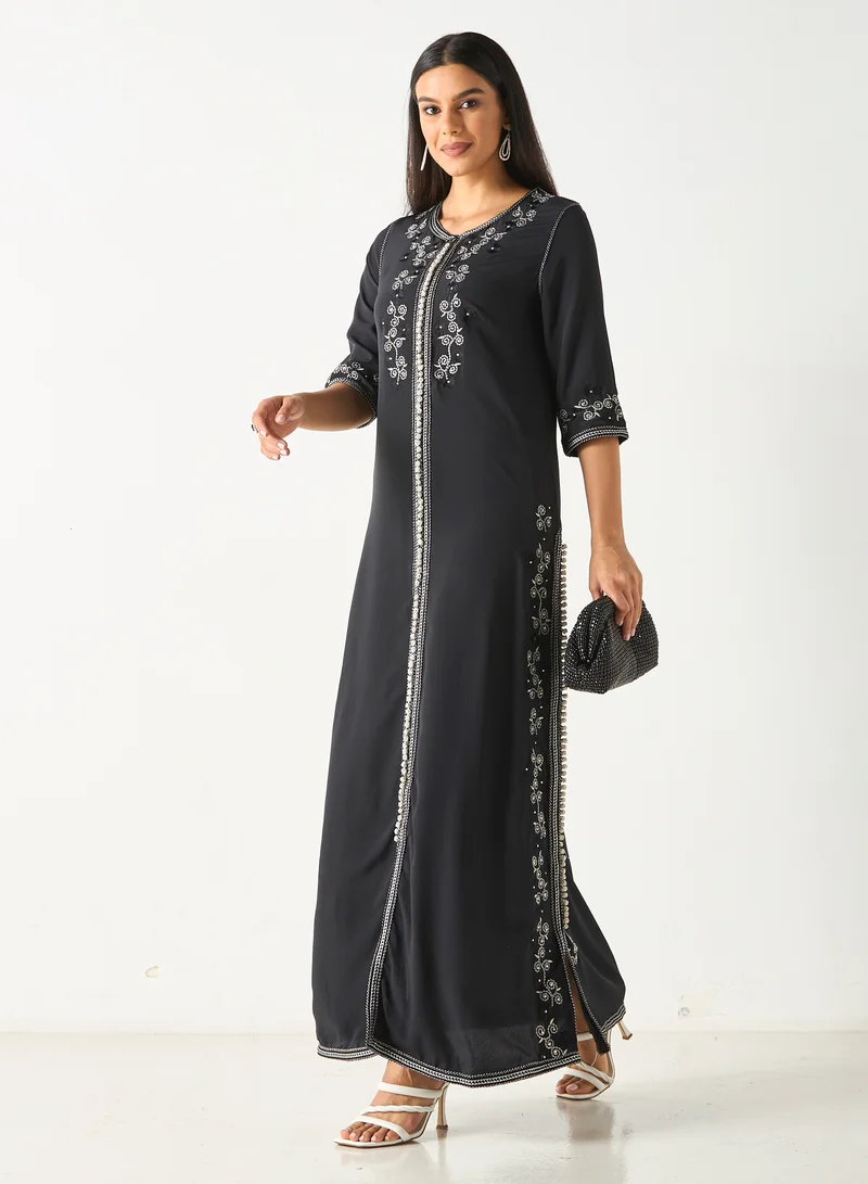 Hadiyath Al Madinah HM- Embroidered Jalabiya