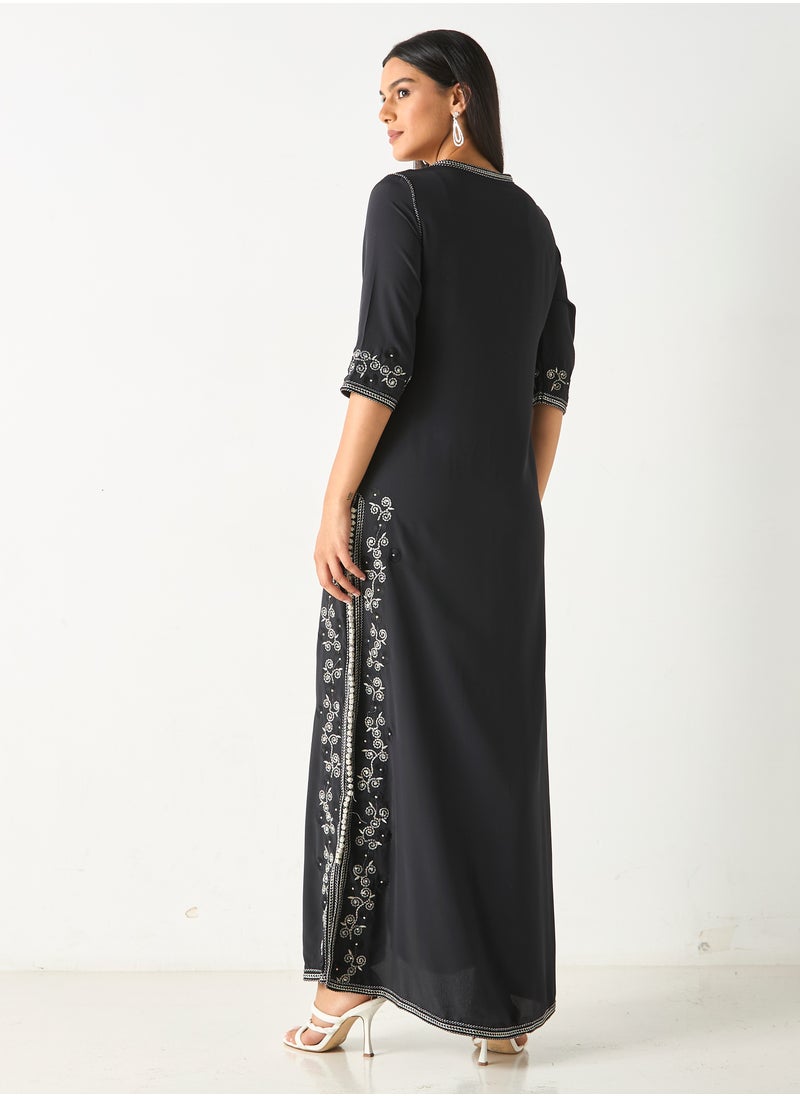 Hadiyath Al Madinah - HM- Embroidered Jalabiya - Image 1