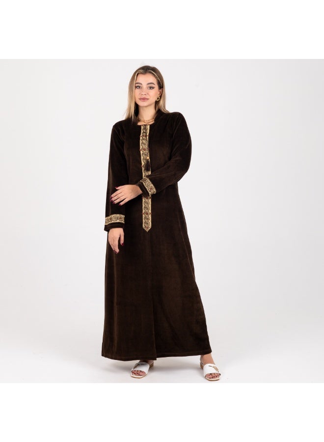 Zecotex – Women's Velvet Embroidered Abaya, Long and Elegant Design - Image 3