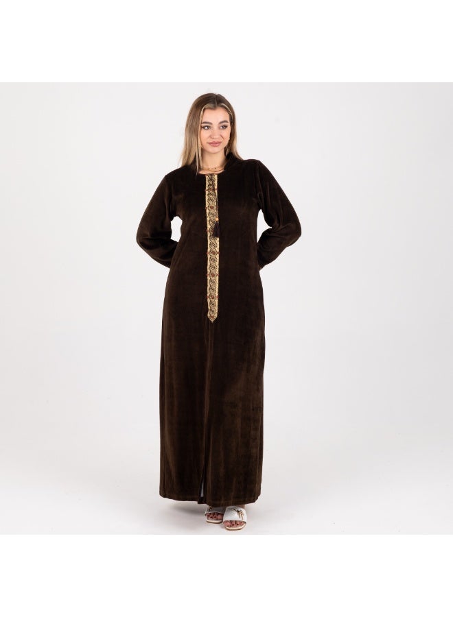 Zecotex – Women's Velvet Embroidered Abaya, Long and Elegant Design - Image 2