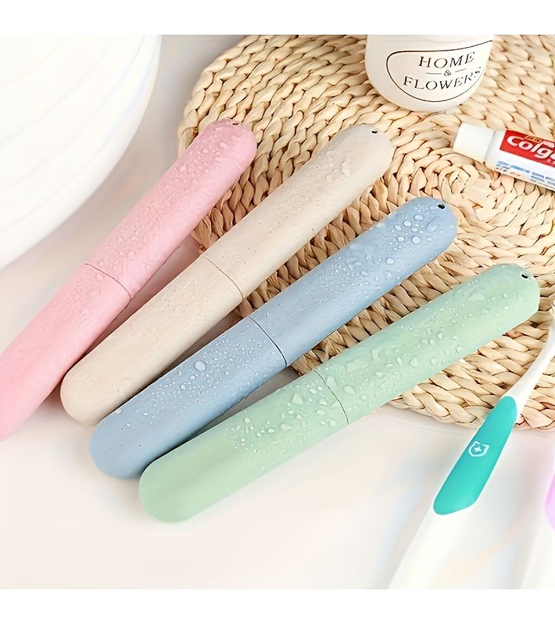 Green Travel Toothbrush Case Plastic Holder With Ventilation Holes - Image 1