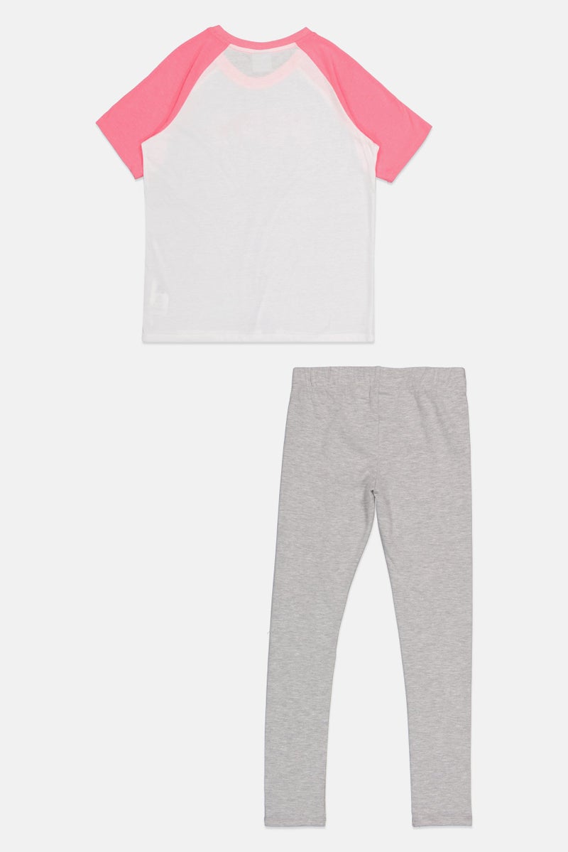 PUMA طقم تي شيرت قصير الأكمام وسروال ليغينغ للفتيات الصغيرات 2 قطعة، متعدد الألوان - Image 2