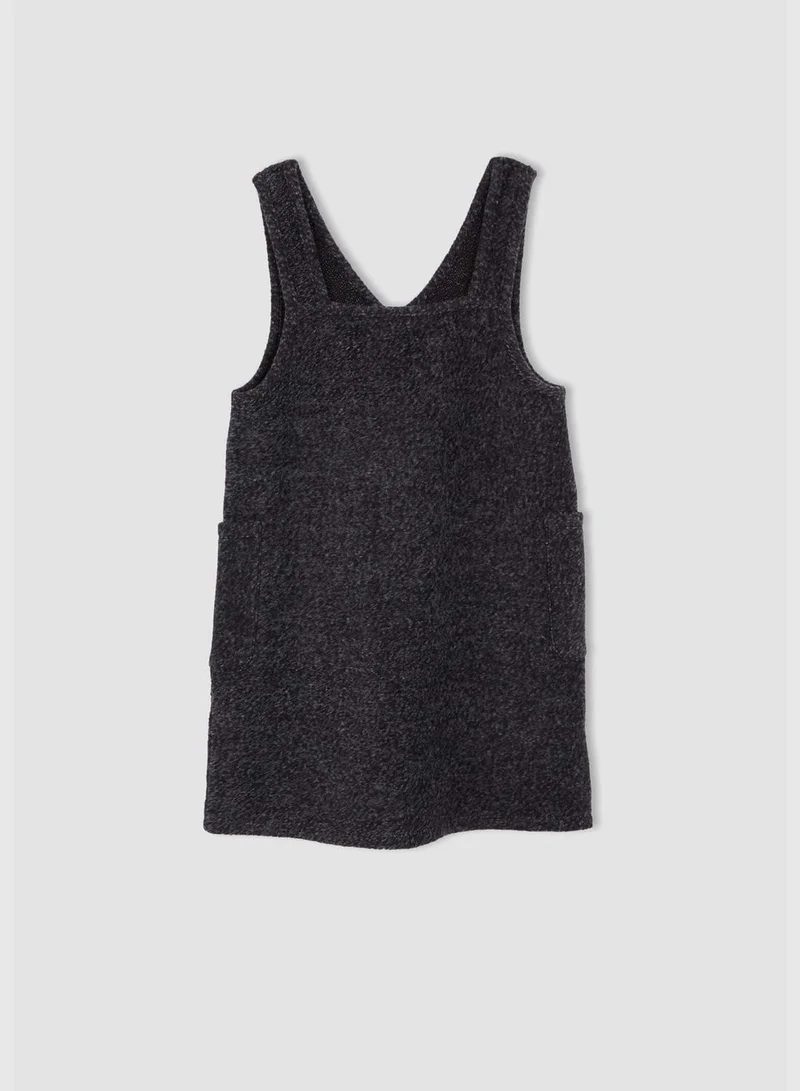 DeFacto Regular Fit V-Neck Sleeveless Vest