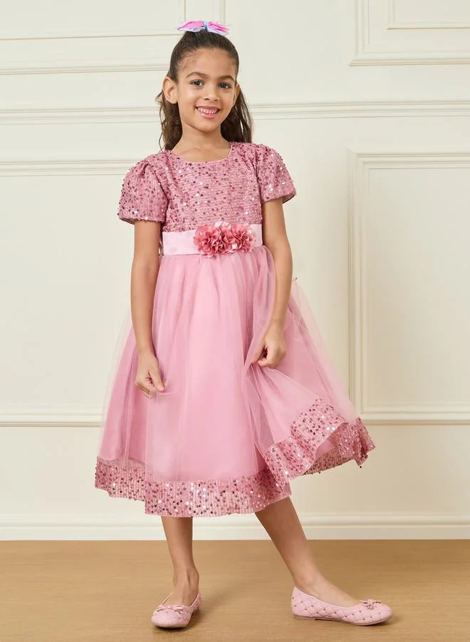 ستايلي Sequin Detail Floral Applique Mesh A-Line Dress