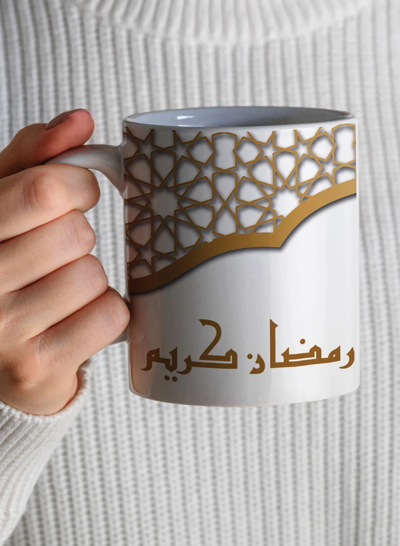 لوحة كوب ١١ أونصة من السيراميك بتصميم رمضان كريم