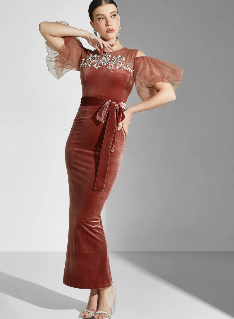 Namshi X Ali Asaad Lace Balloon Sleeve Dress