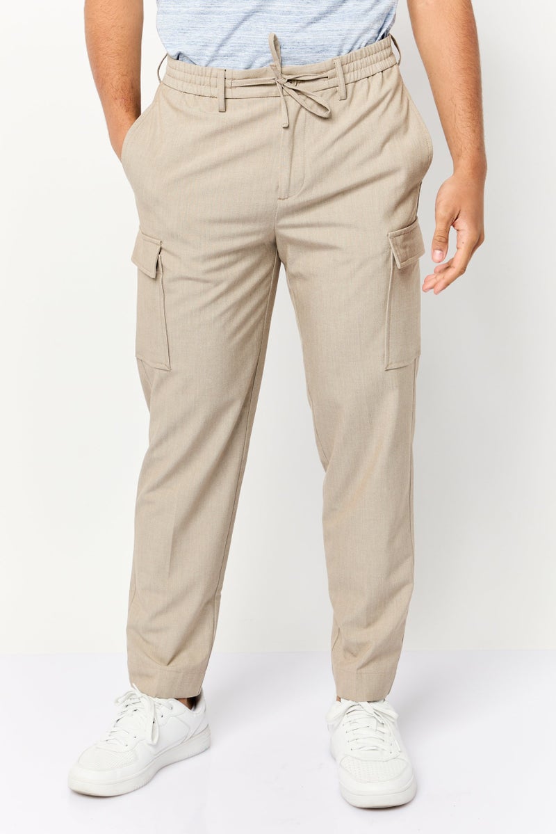 Celio سروال كارجو عادي للرجال، بيج - Image 1