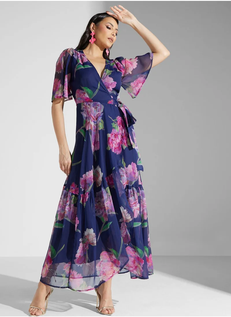 Hope & Ivy Tie Detail Flutter Sleeve Wrap Dress