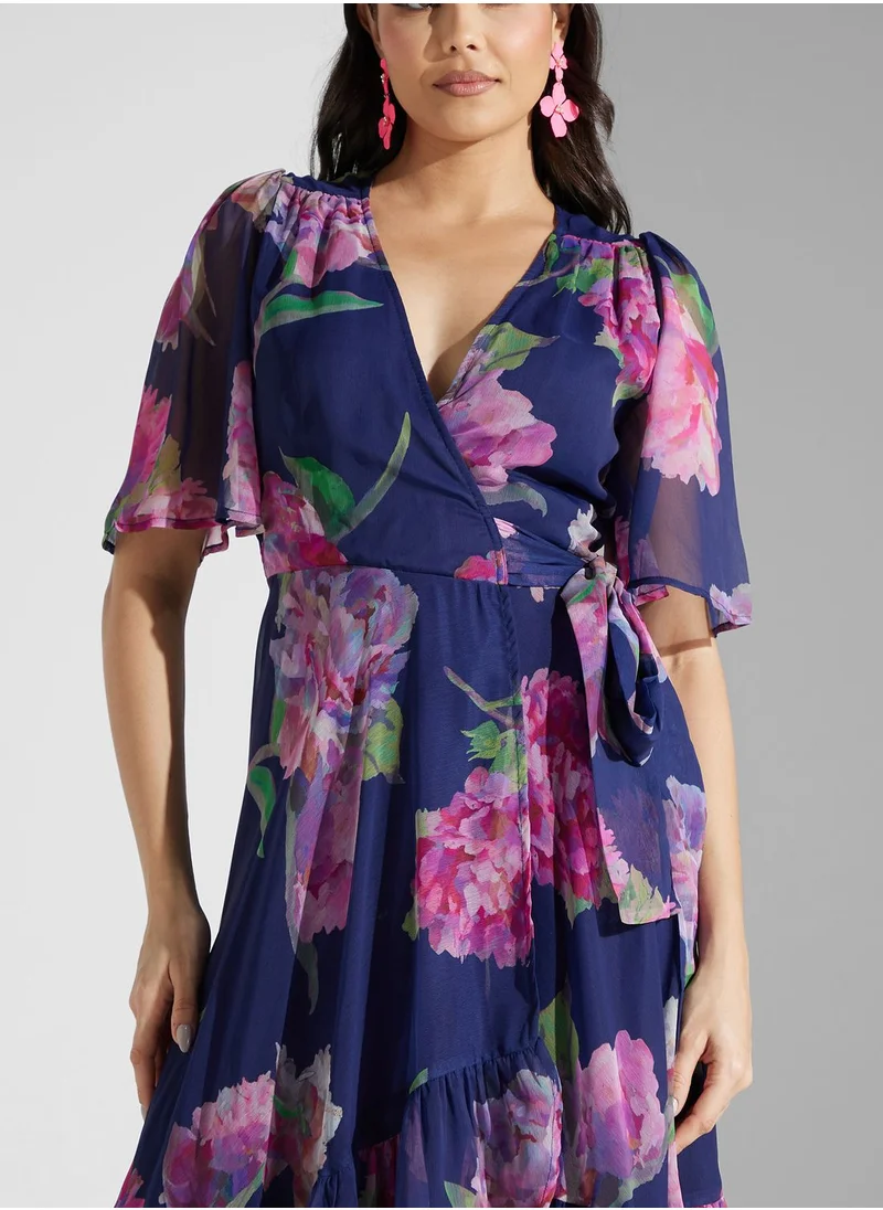 Hope & Ivy Tie Detail Flutter Sleeve Wrap Dress