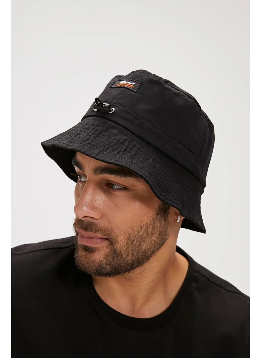 باد بير Funnel Cap Black Unisex Hat