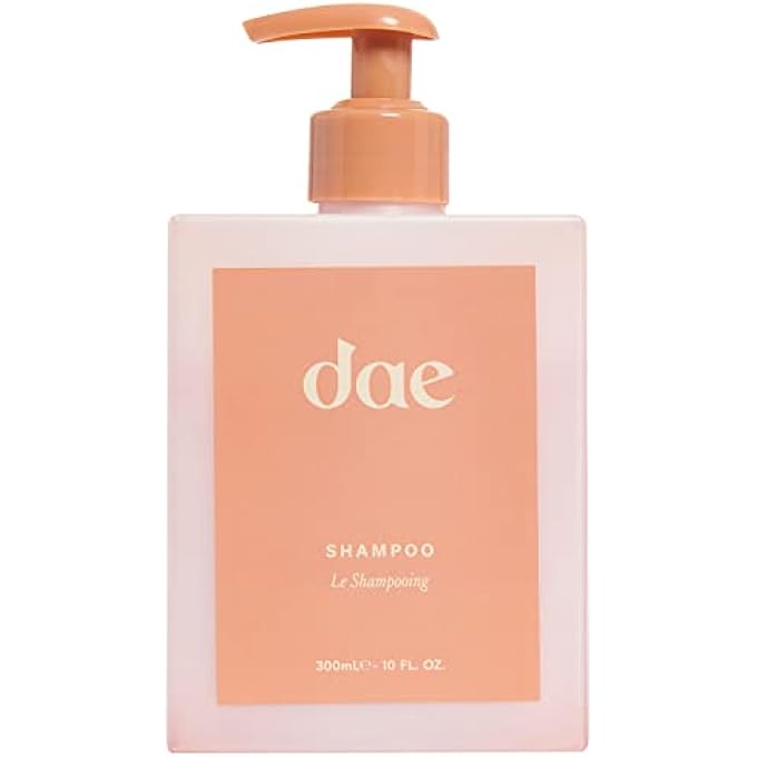 DAE SIGNATURE SHAMPOO - CLEANSES & HYDRATES DRY HAIR & SCALP (10 OZ.) - Image 1