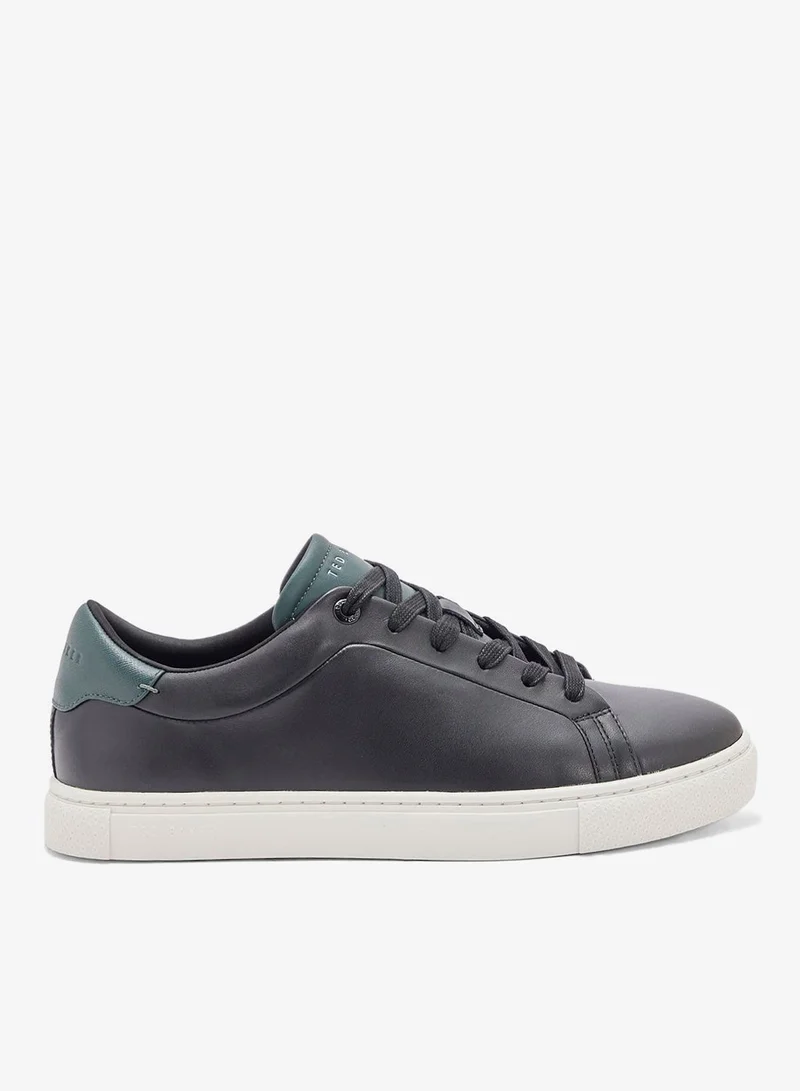 Robbert Low Top Sneakers