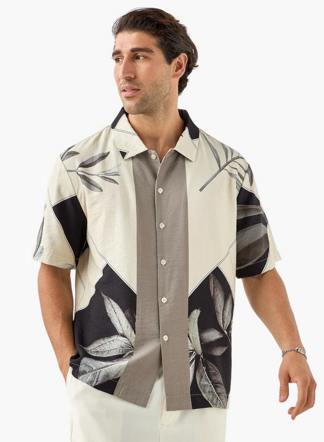 Iconic Leaf Print Shirt with Short Sleeves - Image 2