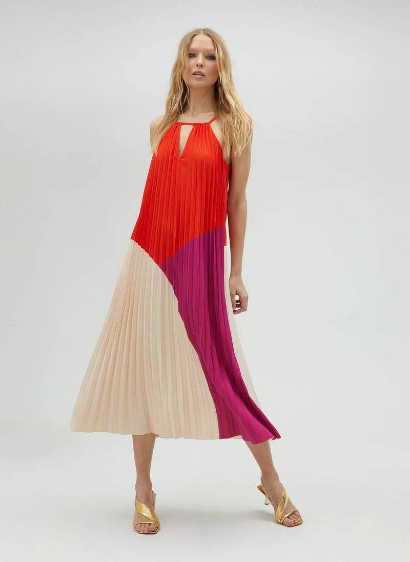 Lola Casademunt Three-tone pleated dress