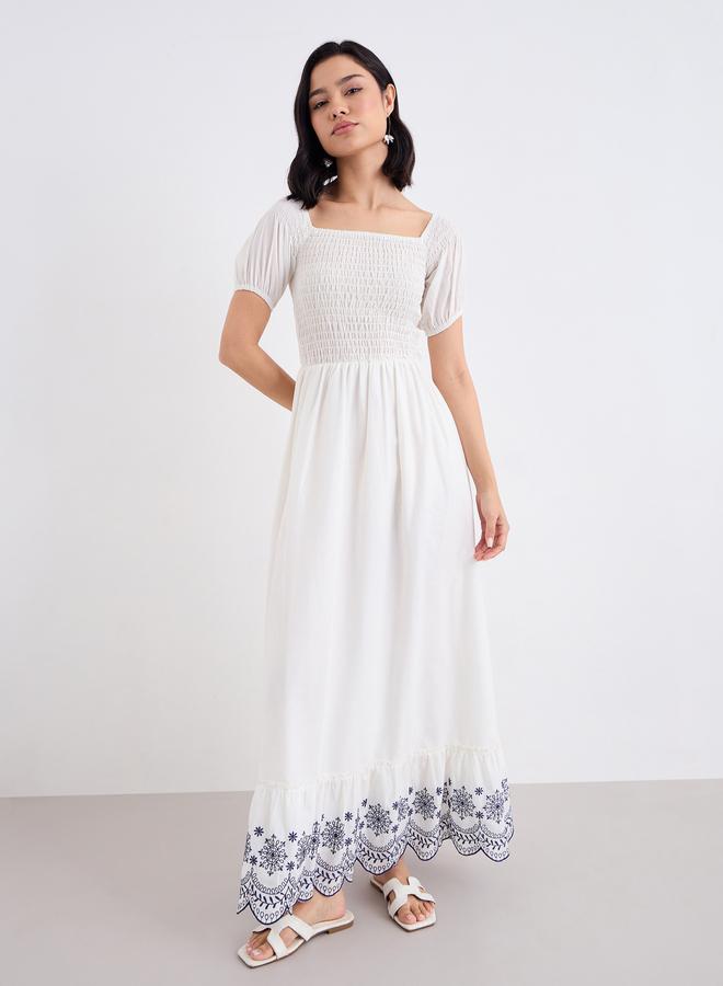 ستايلي فستان طويل بتفاصيل مُطرزة - Image 2