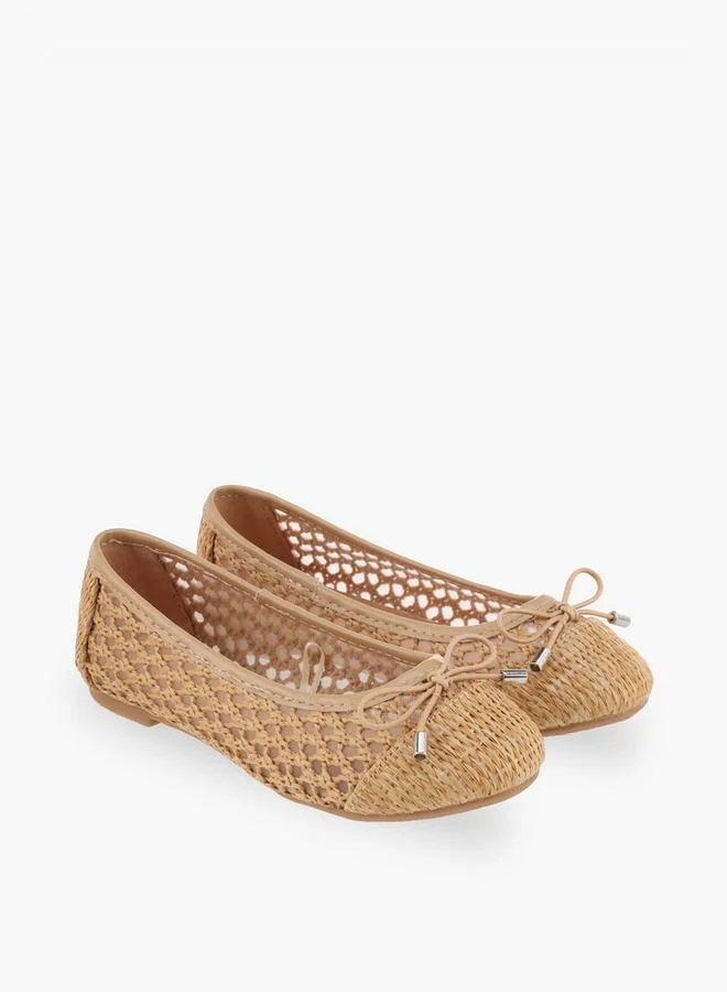 فلورا بيلا من شو إكسبرس Flora Bella Girls Bow Accent Ballerina Shoes