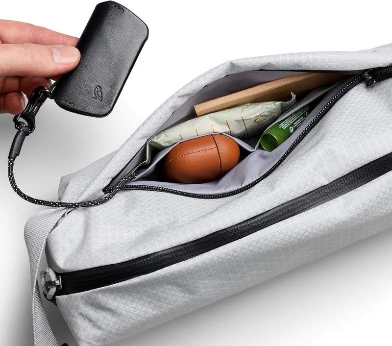 بيل روي Bellroy Lite Sling (حقيبة كتف خفيفة الوزن) - Image 4