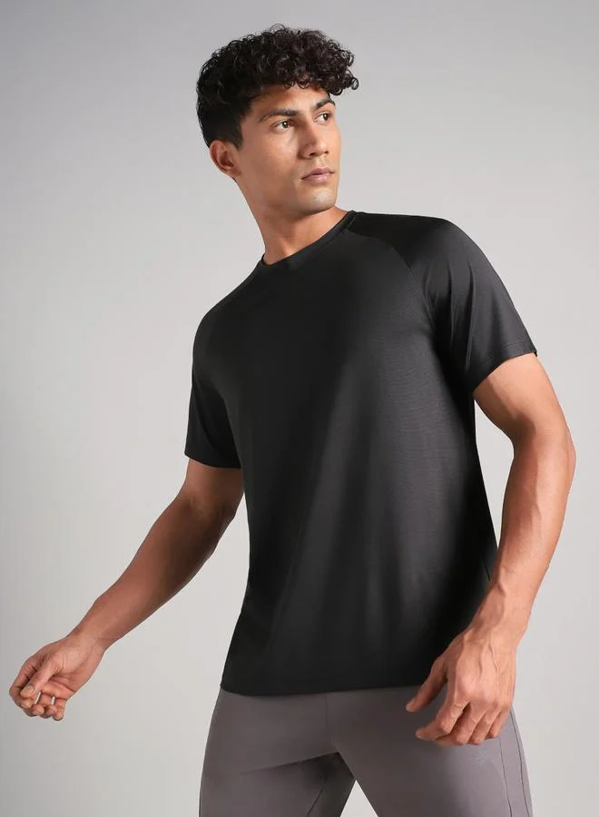 Cult Men Black Performance T-Shirt