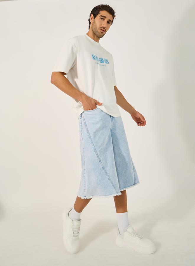 Styli Mid Rise Denim Shorts with Frayed Hem Detail  - Image 1
