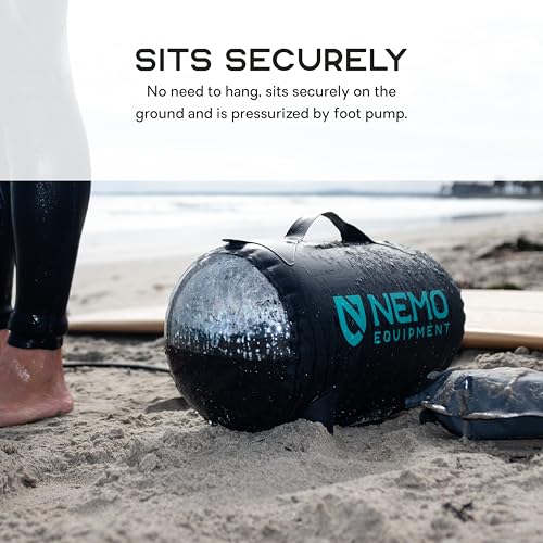 NEMO Equipment Helio Portable Pressure Camp Shower - 11 Liter - Black/Dark Verglas - Image 3