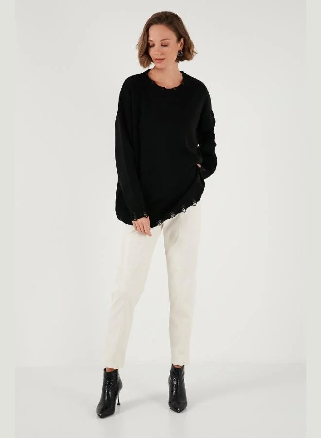 ليلا كنزة ليلى بياقة دائرية ممزقة للنساء