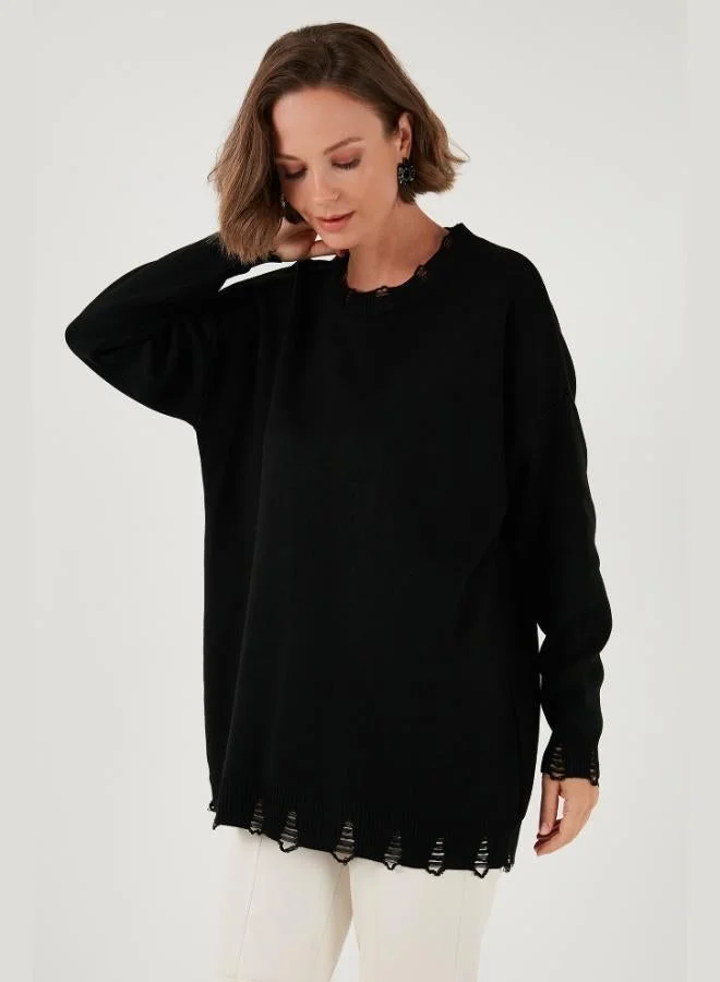 ليلا كنزة ليلى بياقة دائرية ممزقة للنساء