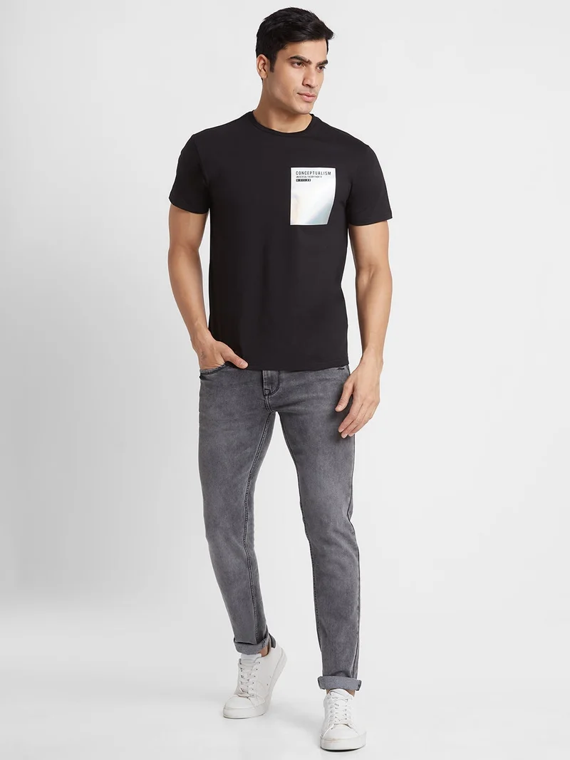globus Globus Men Black Printed Round Neck Cotton Regular Fit Casual T-shirt