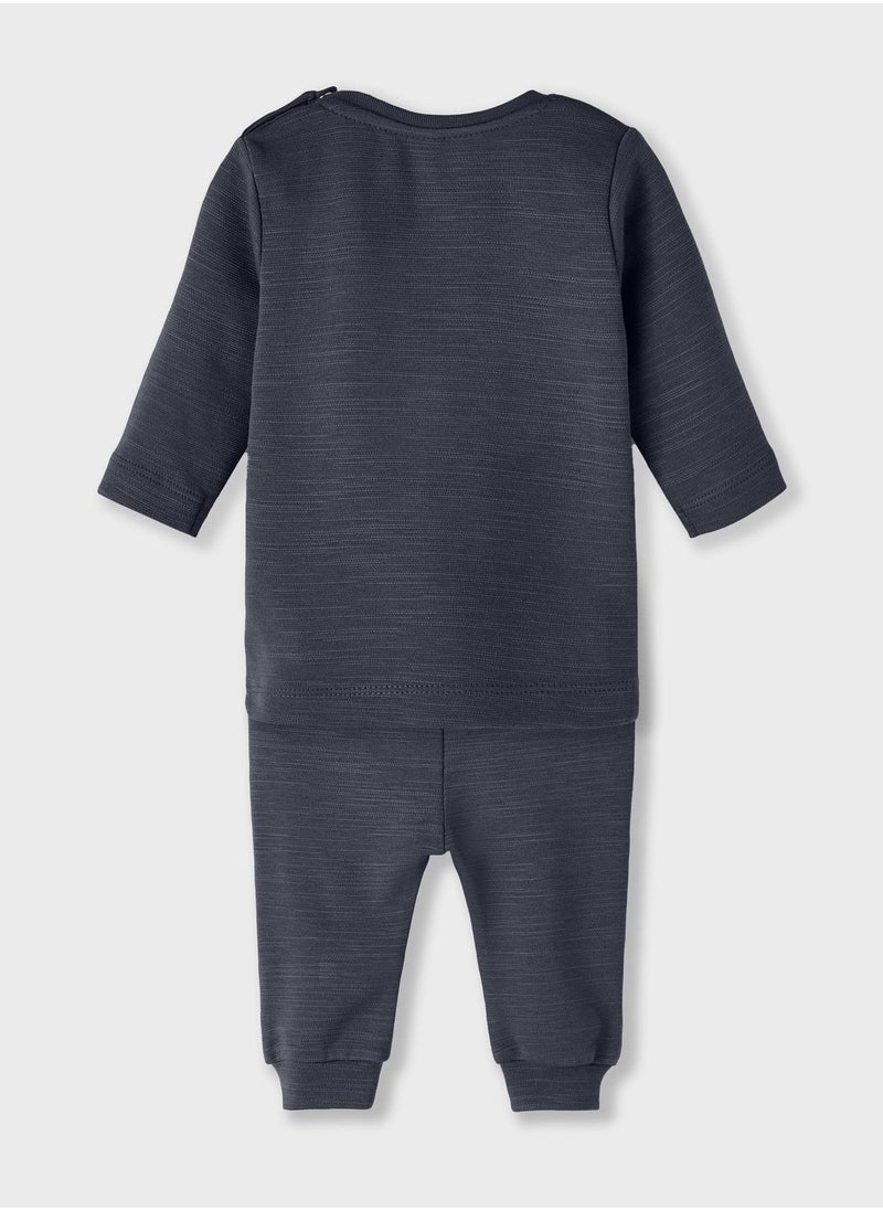 NAME IT - Kids Text Print T-Shirt & Sweatpants Set - Image 1