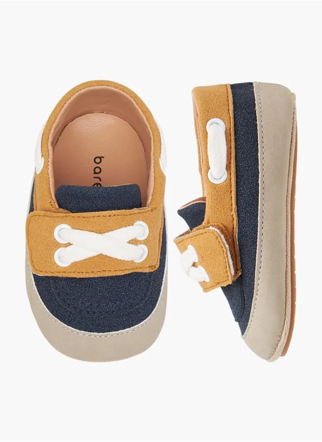 حافي القدمين Boys Colourblock Booties with Hook and Loop Closure