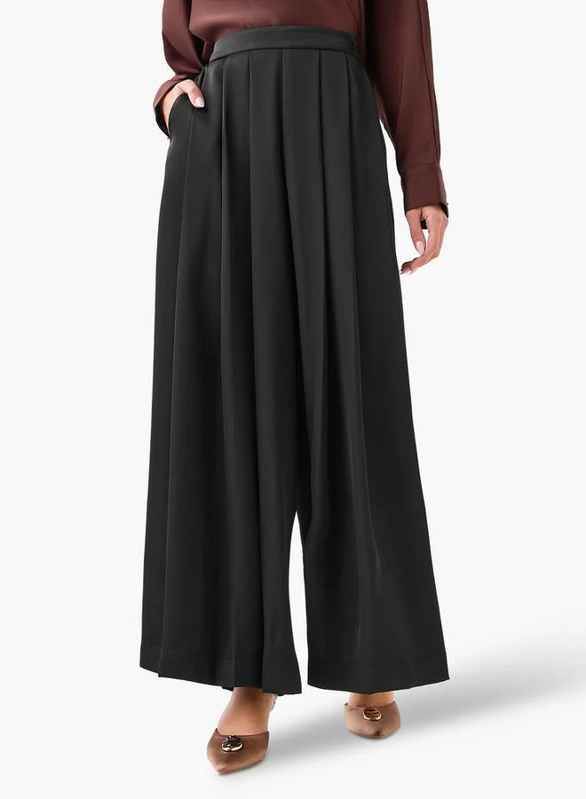 Iconic Iconic Wide Leg Pleated Pants