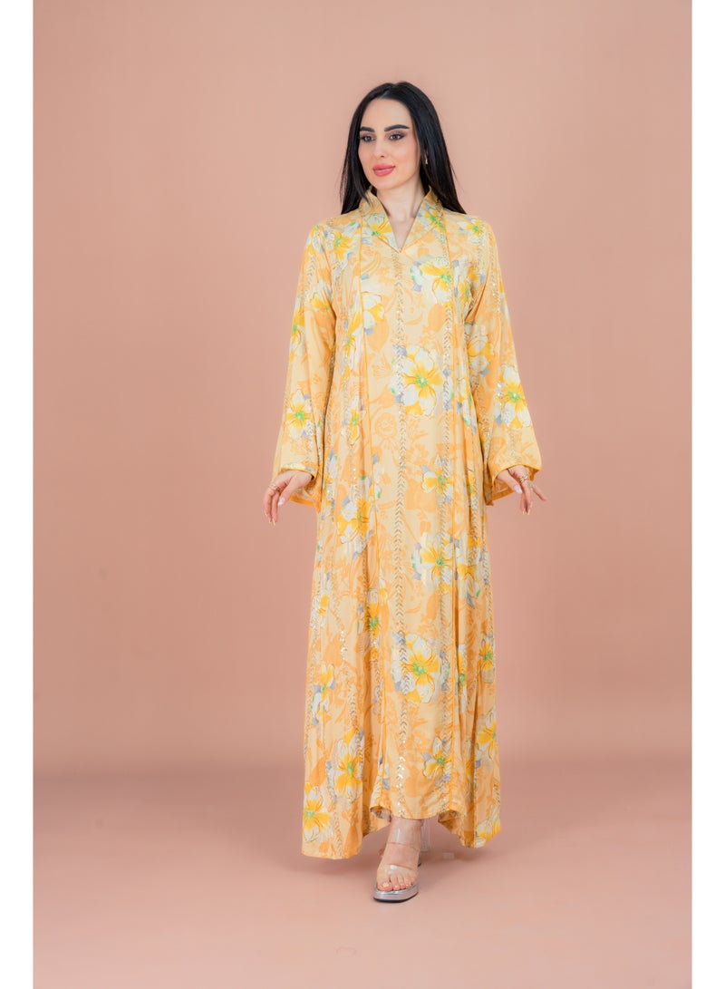 اكسا جلابية ياقة أنيقة بنقوش زهور أصفر - Image 1