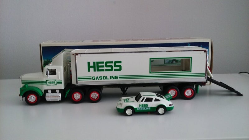 Hess Truck18 Wheeler and Racer1992 Toys Games Holiday Gifts