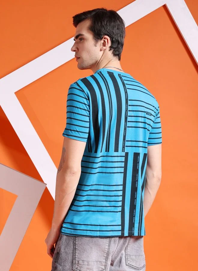 شركة المرآب الهندية Men Slim Fit Geometric Print Round Neck Tshirt