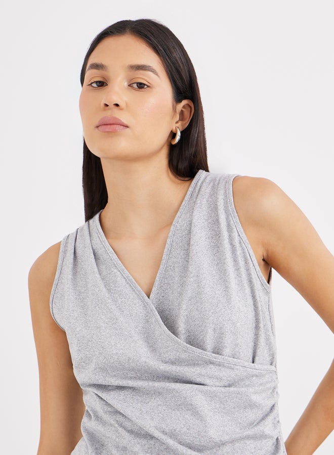 ستايلي بلوزة تريكو بدون أكمام بياقة على شكل حرف - Image 3