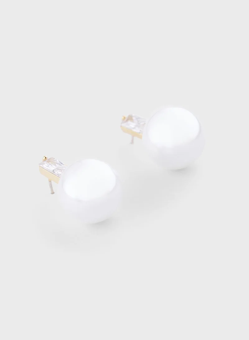 Ella Limited Edition Pearl Necklace & Stud Earrings Set
