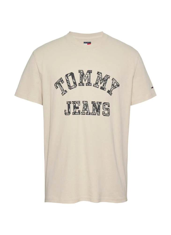 TOMMY JEANS Regular Fit Paisley College T-Shirt
