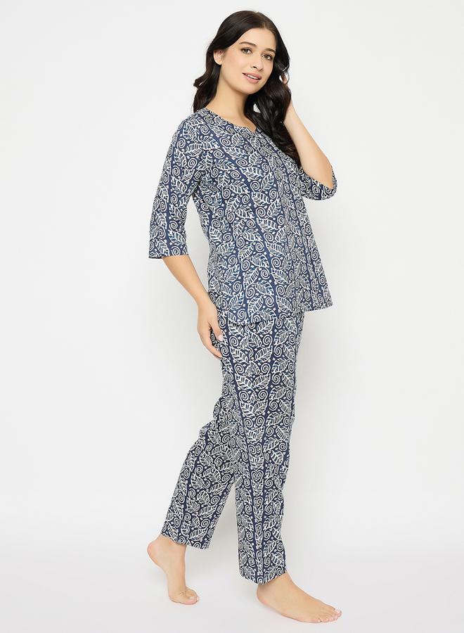 Clovia Leaf Print V-Neck Top and Pyjama Set - Image 5