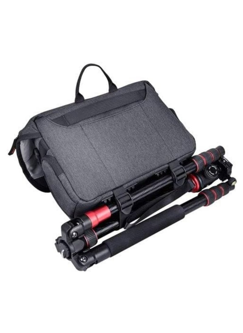 EMB-SS06L Model Eirmai handbag for cameras and photography equipment accommodates 1 camera, 5 lenses, and other accessories. Side pockets for additional items. Made of nylon in gray.
