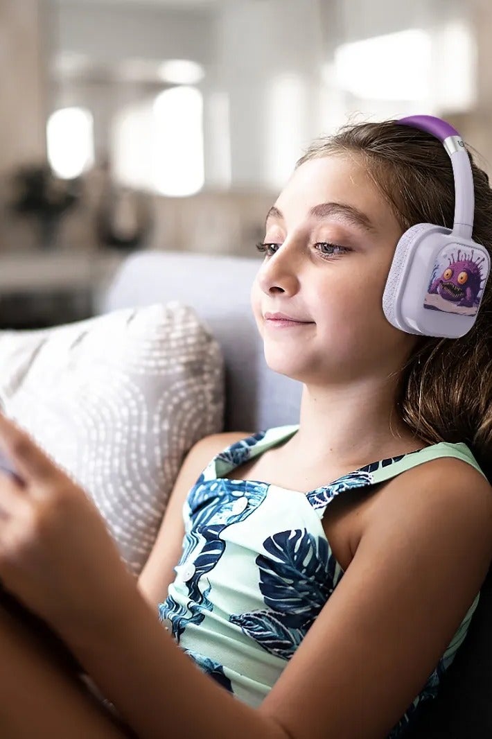Porodo Soundtec Yotowave Kids Wireless Headphone with Soft & Breathable Cushion and Safe Volume Limit / 25H Playtime / V5.4 Bluetooth / Crisp & Gentle Audio / Skin Friendly Material /On Ear Headphone for Girls-Purple - Image 2