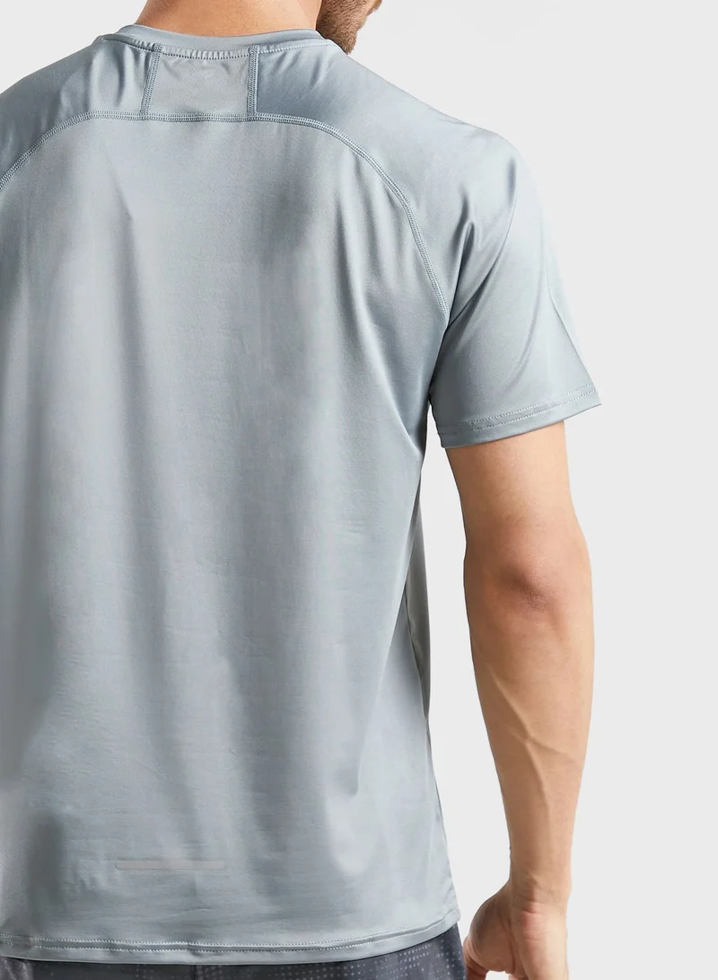 FRWD Training T-Shirt
